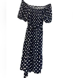 Plus size polka dot flowy dress- bloomchic Size 26 NWT flattering